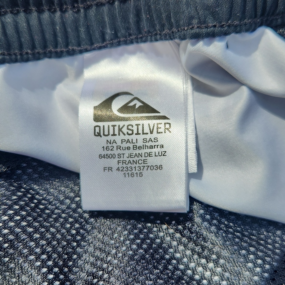 Quiksilver Board Shorts Men's Size M - Grey and Black - Picture 11 of 16